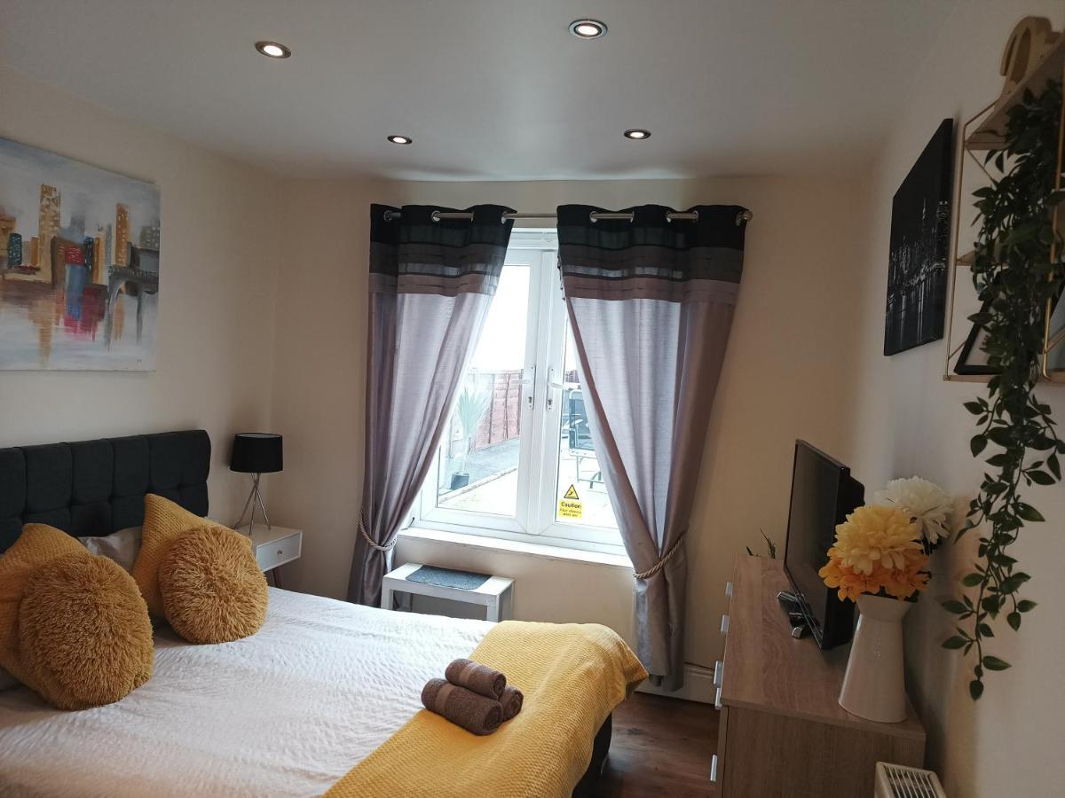 Roman Bank With Spa Bath, Terrace And Mermaid'S Teepee Skegness Exterior foto
